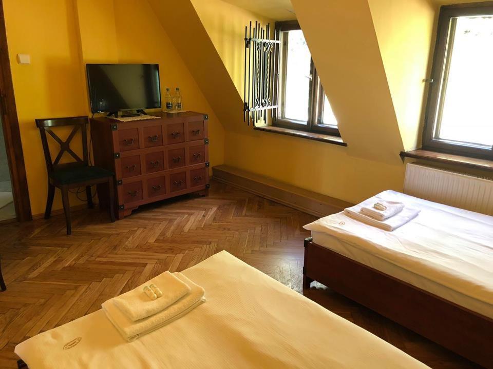Dworek Cieszynski Cieszyn  Exterior foto